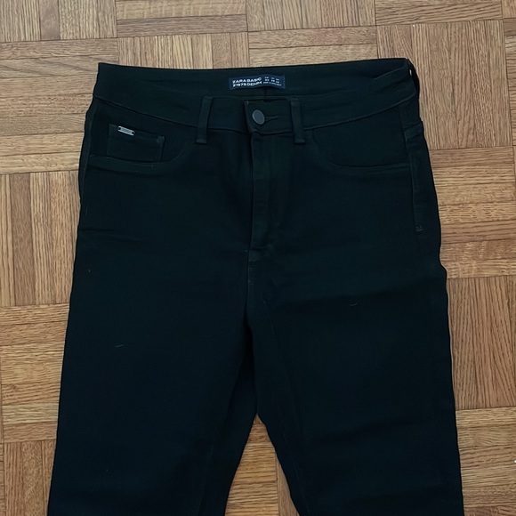 ZARA Basic Denim Jeans - Picture 2 of 5